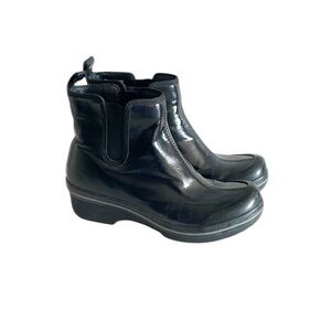 Dansko Womens Vail Black Coated Canvas Outdoor Ankle Rain Boots size 36 EU